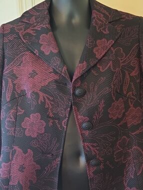 Banana Republic Black and Burgundy Floral Jacquard Blazer